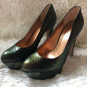 Snake Skin Platform Pump